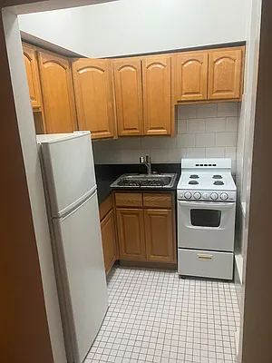 Rented by Paley Management | media 8