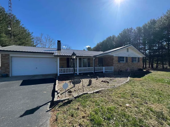 2115 Leonard Rd, Martinsville, IN 46151