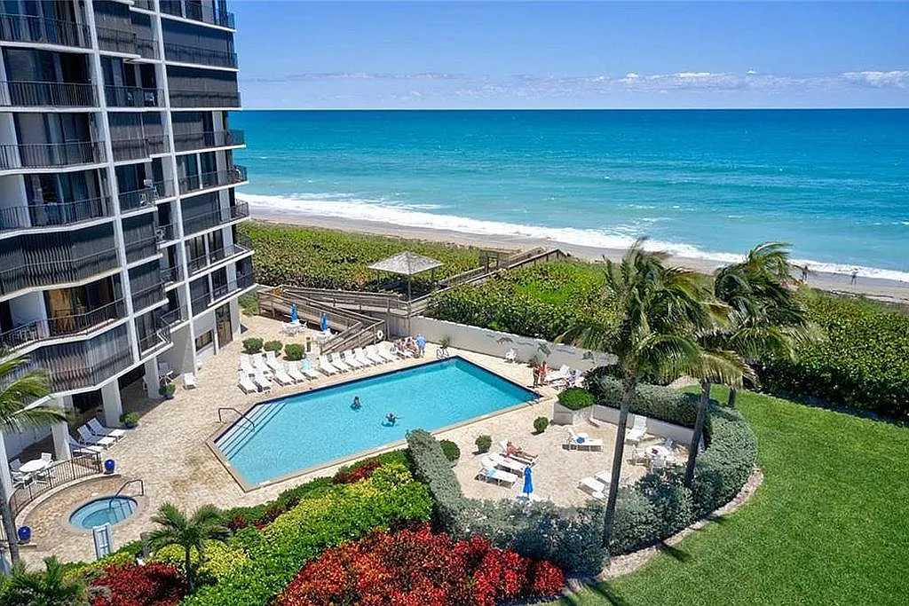 9650 S Ocean Dr — Photo 3