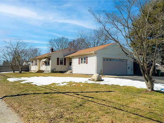 3rd image of 1785 W Shore Rd