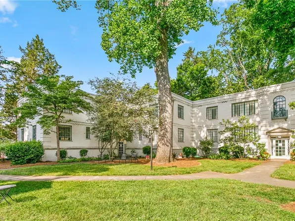 1700 N Elm St APT N2, Greensboro, NC 27408