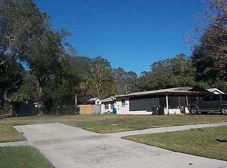 2nd image of 606 Park Blvd