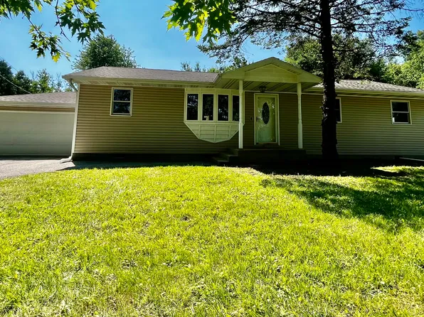 1428 N 200 E, Chesterton, IN 46304