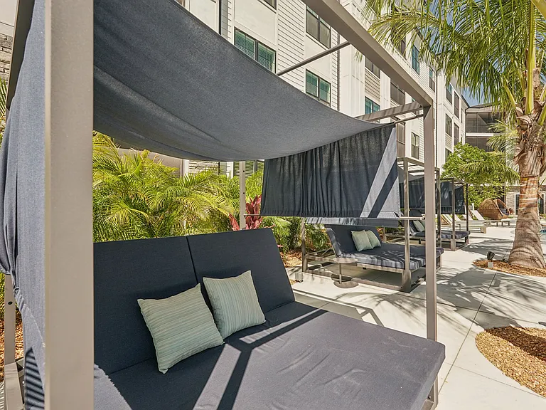 The Stadler Luxury Apartments — Photo 38