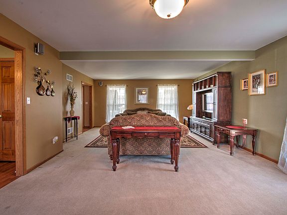 5th image of 8092 S Wynona Dr