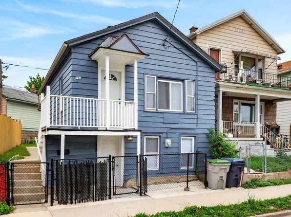 946 W Windlake AVENUE, Milwaukee, WI 53204