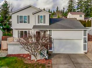 37415 Goldenrain St, Sandy, OR 97055