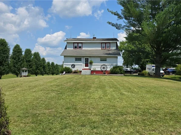 155 Camp Barbe Rd, Elizabeth, WV 26143