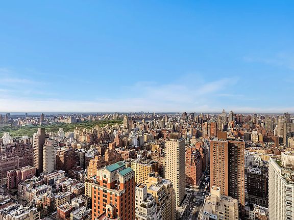 4th image of 200 E 69th St APT 46B