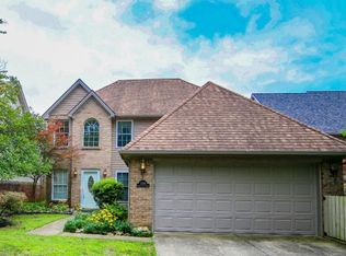 3516 Forest Cove Ln, Lexington, KY 40515