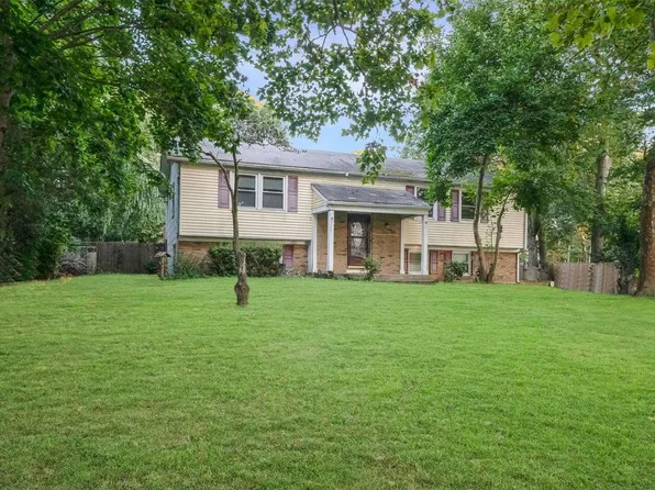 73 Wedgewood Drive, Coram, NY 11727