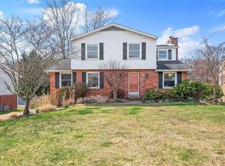 241 Wyngate Rd, Coraopolis, PA 15108