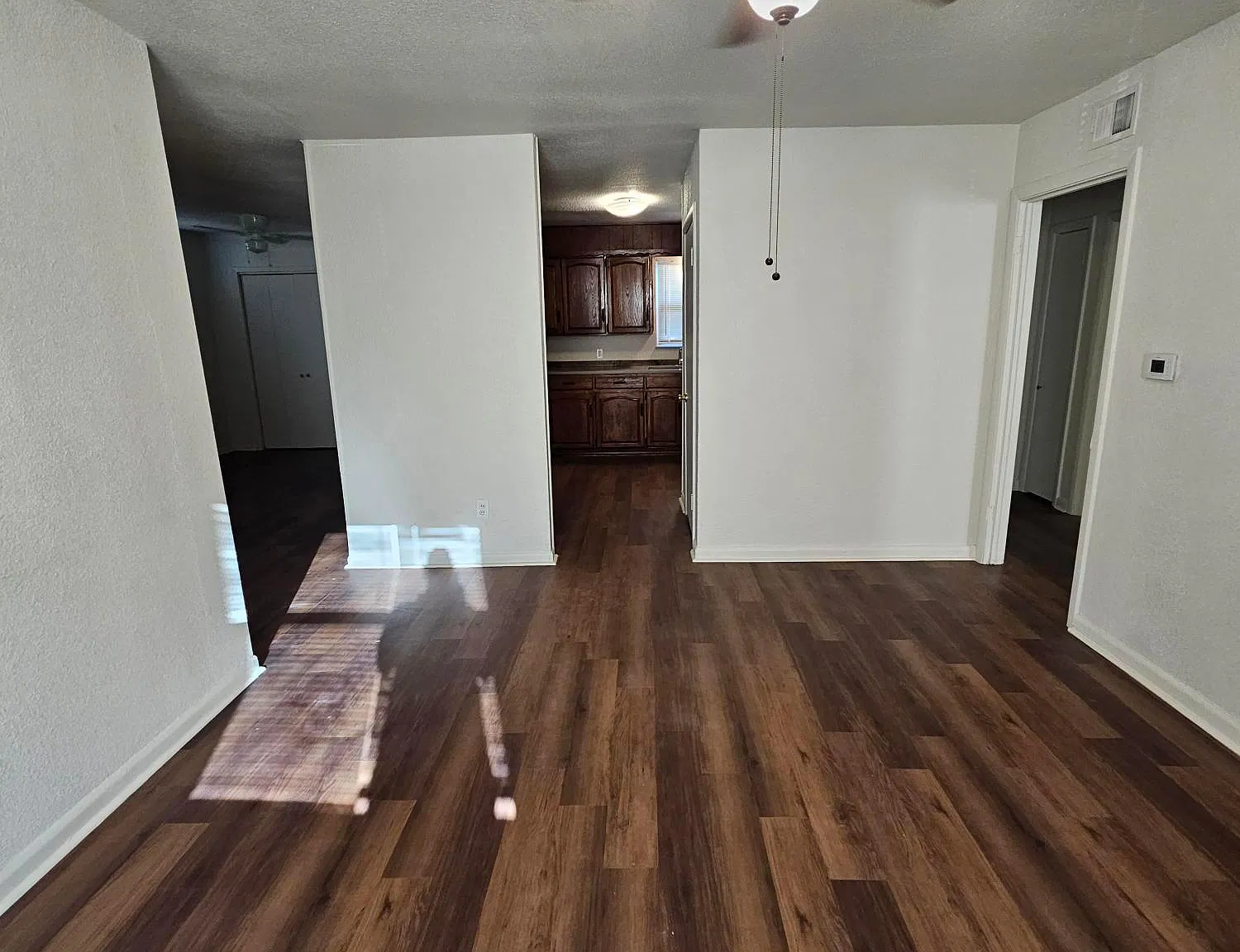 3 bed, 1014 sqft, $1,650 — Photo 3