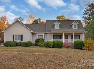 2775 Neill Rd, Lancaster, SC 29720