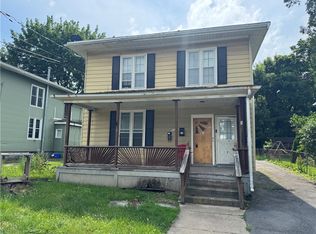 32 Pulteney St, Geneva, NY 14456