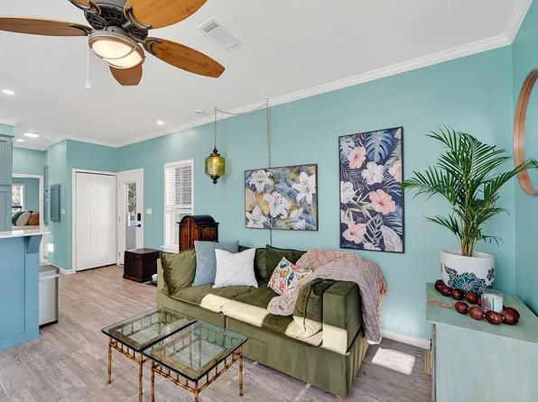 3223 N Lockwood Ridge Rd #139, Sarasota, FL 34234