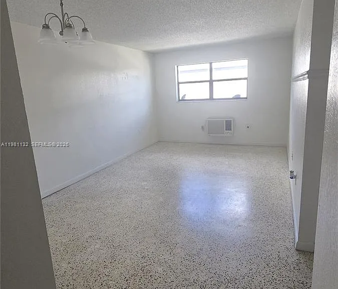 142 SW 18th Ave #30 — Photo 2