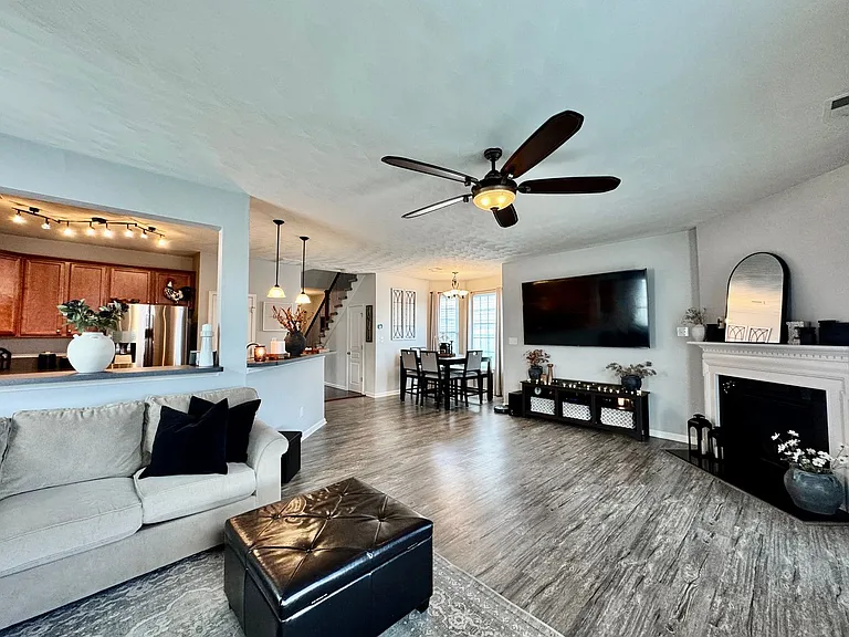 3413 Five Gait Trl — Photo 8