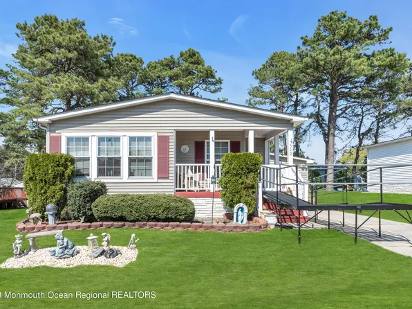 512 Momosa Drive, Whiting, NJ 08759