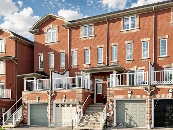 45 Beograd Gdns, Toronto, ON M6B 4N2
