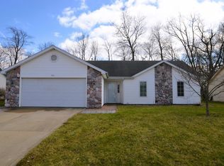 901 Cora Ln, Fremont, IN 46737