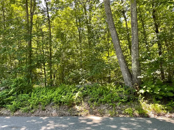 44 Mount Hitchcock Rd, Wales, MA 01081