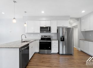 1056 Hope St #215, Providence, RI 02906