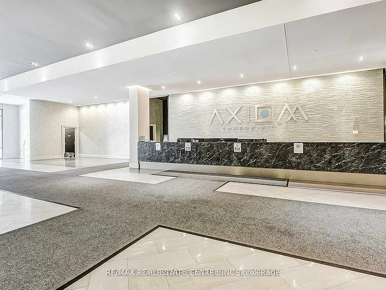 460 Adelaide St E #2109 — Photo 5