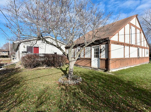 5th image of 25547 W Blackstone Pl