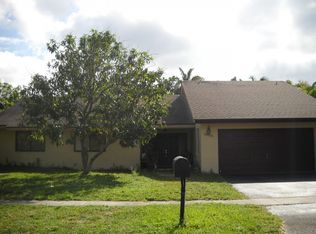 9900 SW 8th St, Pembroke Pines, FL 33025