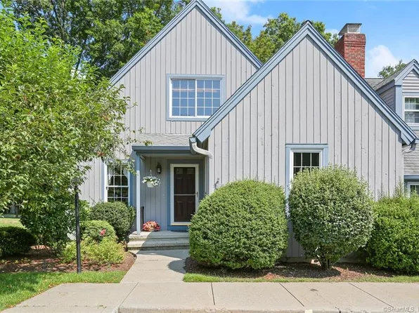 75 Gate Ridge Road #75, Fairfield, CT 06825