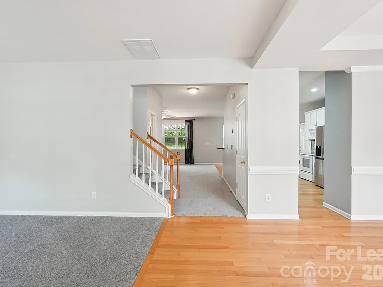 14417 Laurel Tree Ln — Photo 15