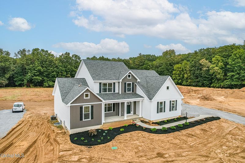 2nd image of 12 Brookhaven Court