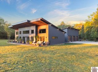 4900 Leonard Futrell Rd, Paducah, KY 42001