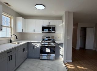 408 S 6th St #2, Newark, NJ 07103