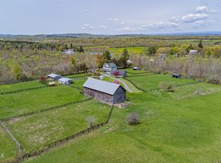 257 Devenpeck Rd, Sprakers, NY 12166