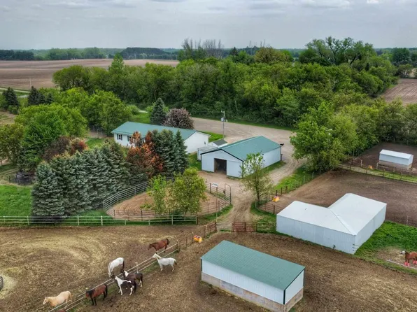 35104 Vickers St NE, Cambridge, MN 55008