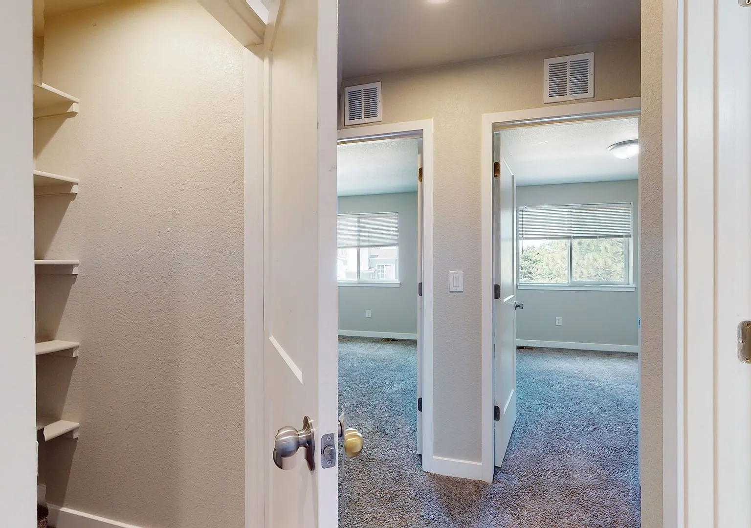Carr East Townhomes — Photo 4