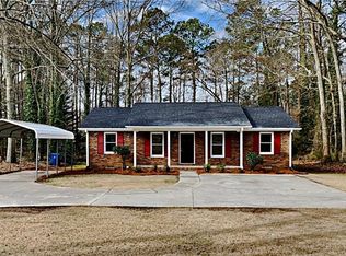 435 Russell Cemetery Rd, Winder, GA 30680