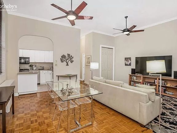3rd image of 340 W 55th St APT 1E