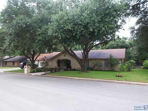 2nd image of 1615 Twin Island Dr