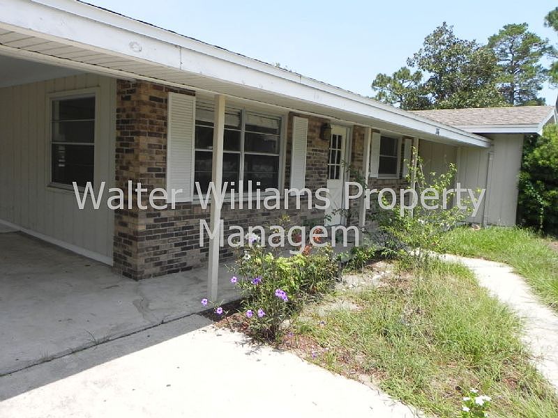 1st image of 186 Phoenetia Dr