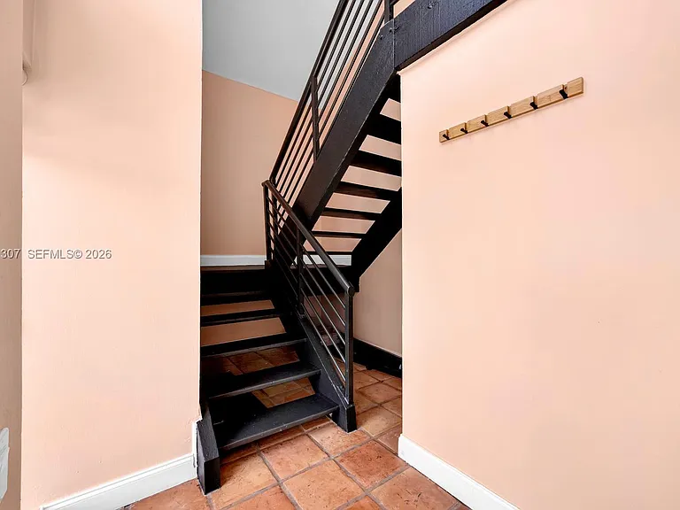 6323 SW 116th Pl #C — Photo 2