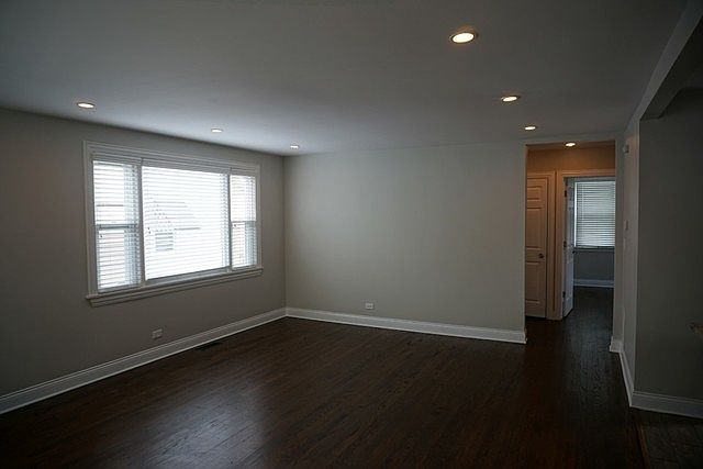 1st image of 2717 W 89th Pl