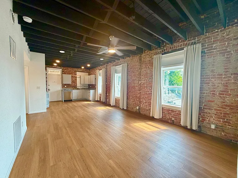 2202 Lexington Ave #A — Photo 12