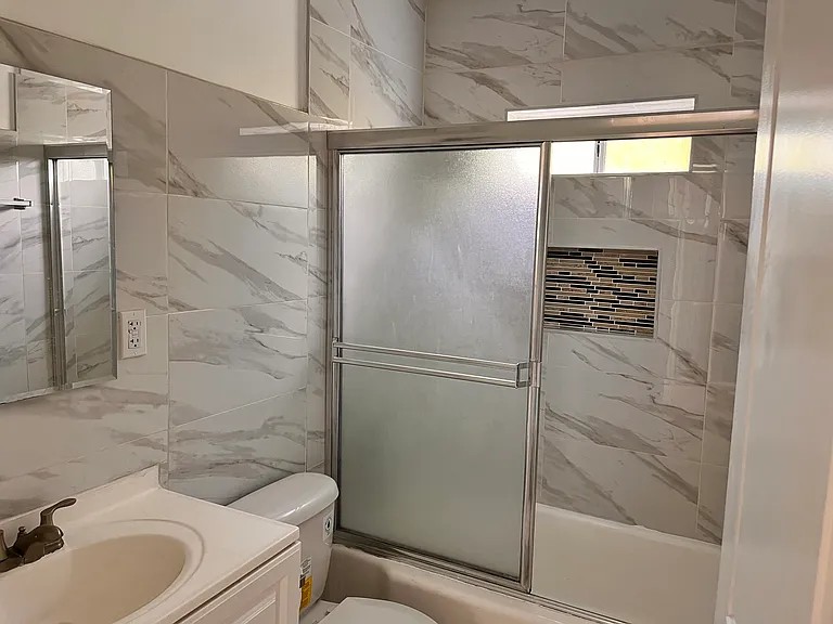 4200 Hatfield Pl — Photo 4