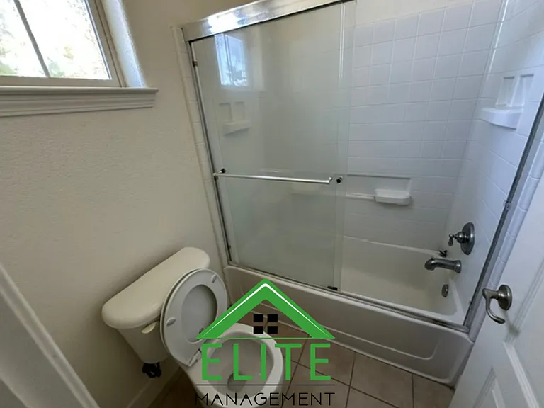 4056 Cuyamaca Cir — Photo 16