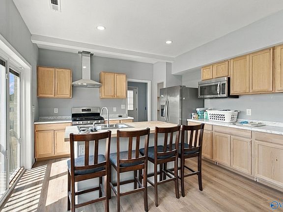 5th image of 1206 Johnson Ave