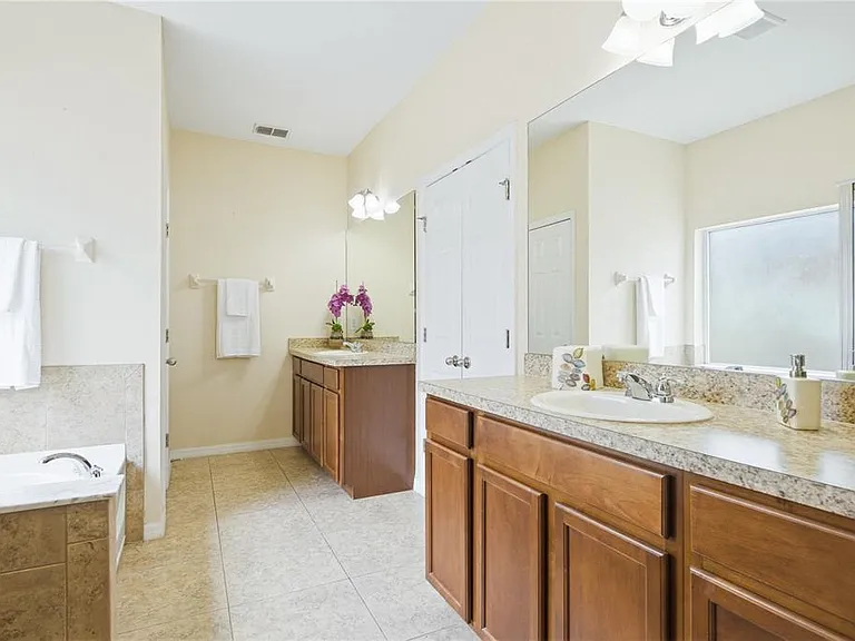 2211 Barracuda Ct — Photo 15