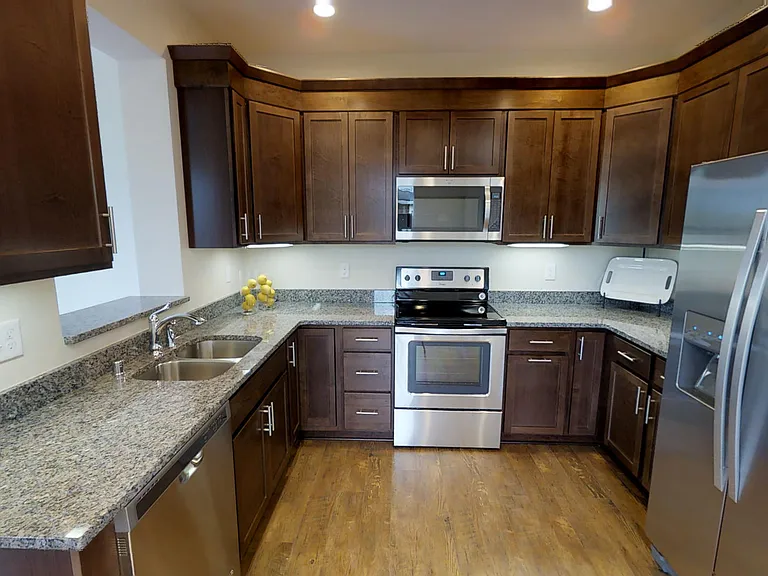 1323 Sleepy Hollow Rd #4 — Photo 3